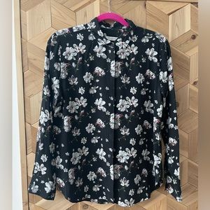 Silk Equipment Buttondown Moody Floral
